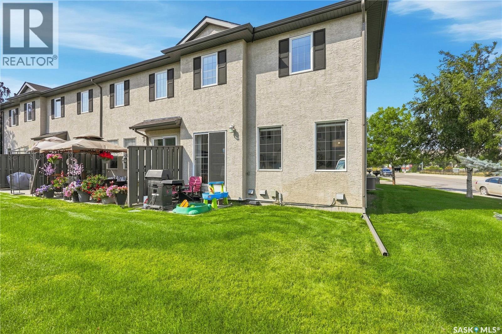 44 3101 Tregarva Drive E, Regina, SK