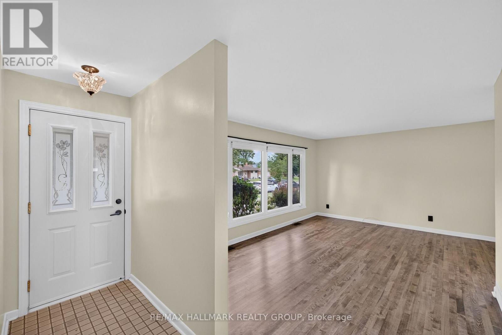 1143 Gateway Road, Ottawa, ON
