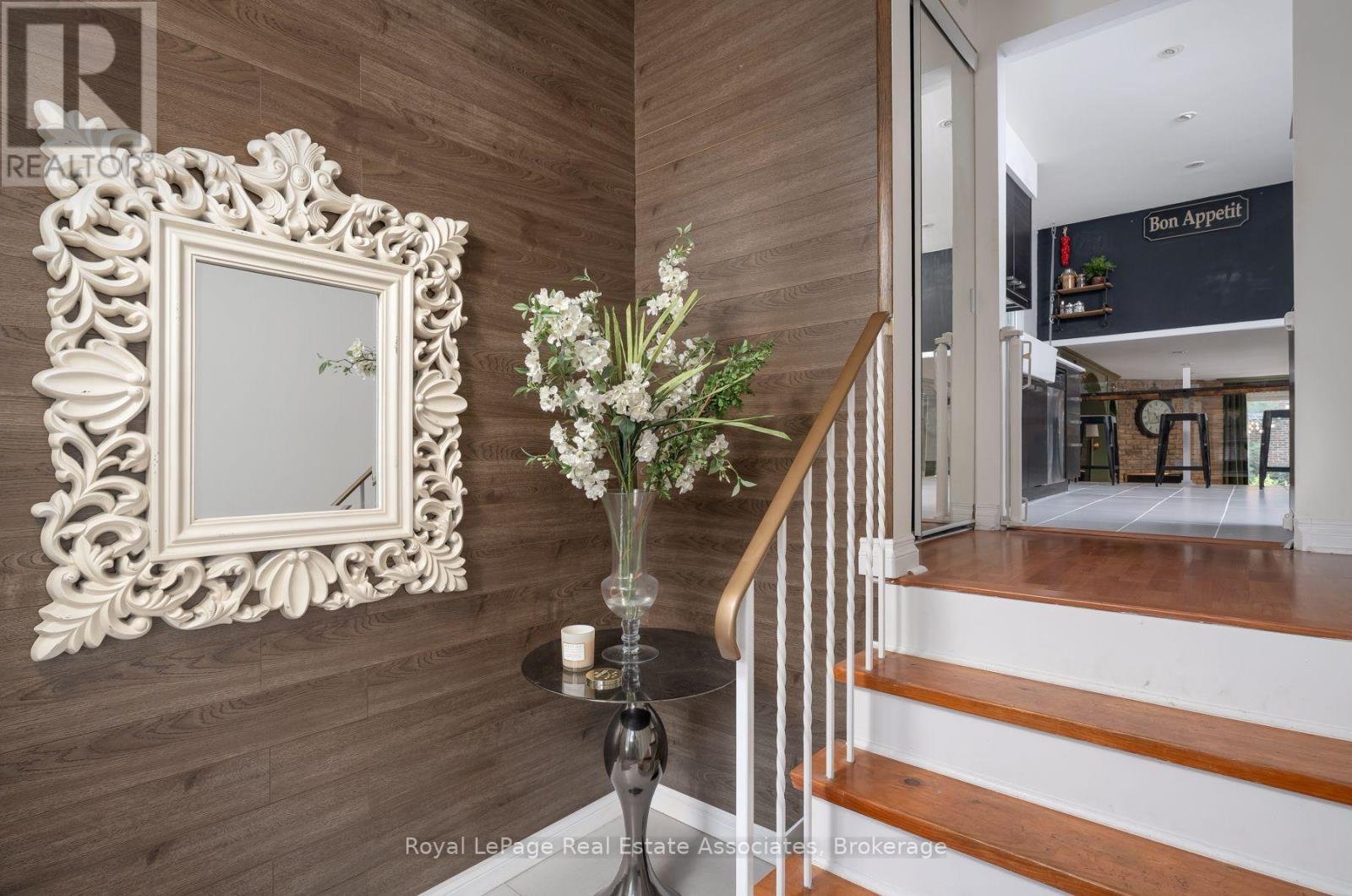 Entrance - 2727 Bucklepost Crescent, Mississauga, ON