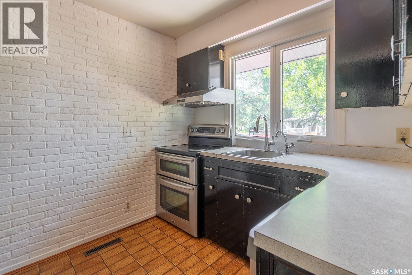 237 Orchard Crescent, Regina, SK