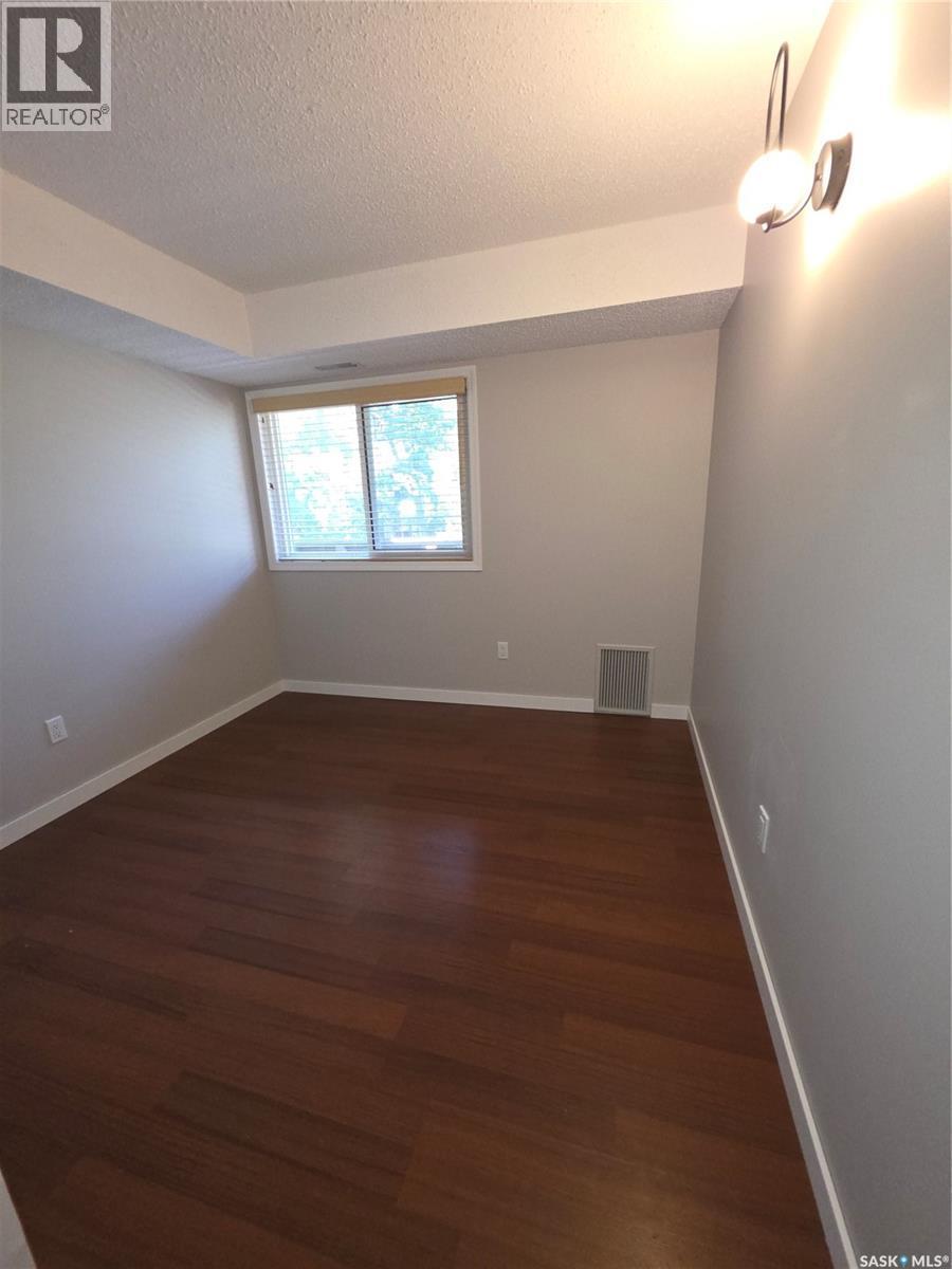 203 445 Pendygrasse Road, Saskatoon, SK