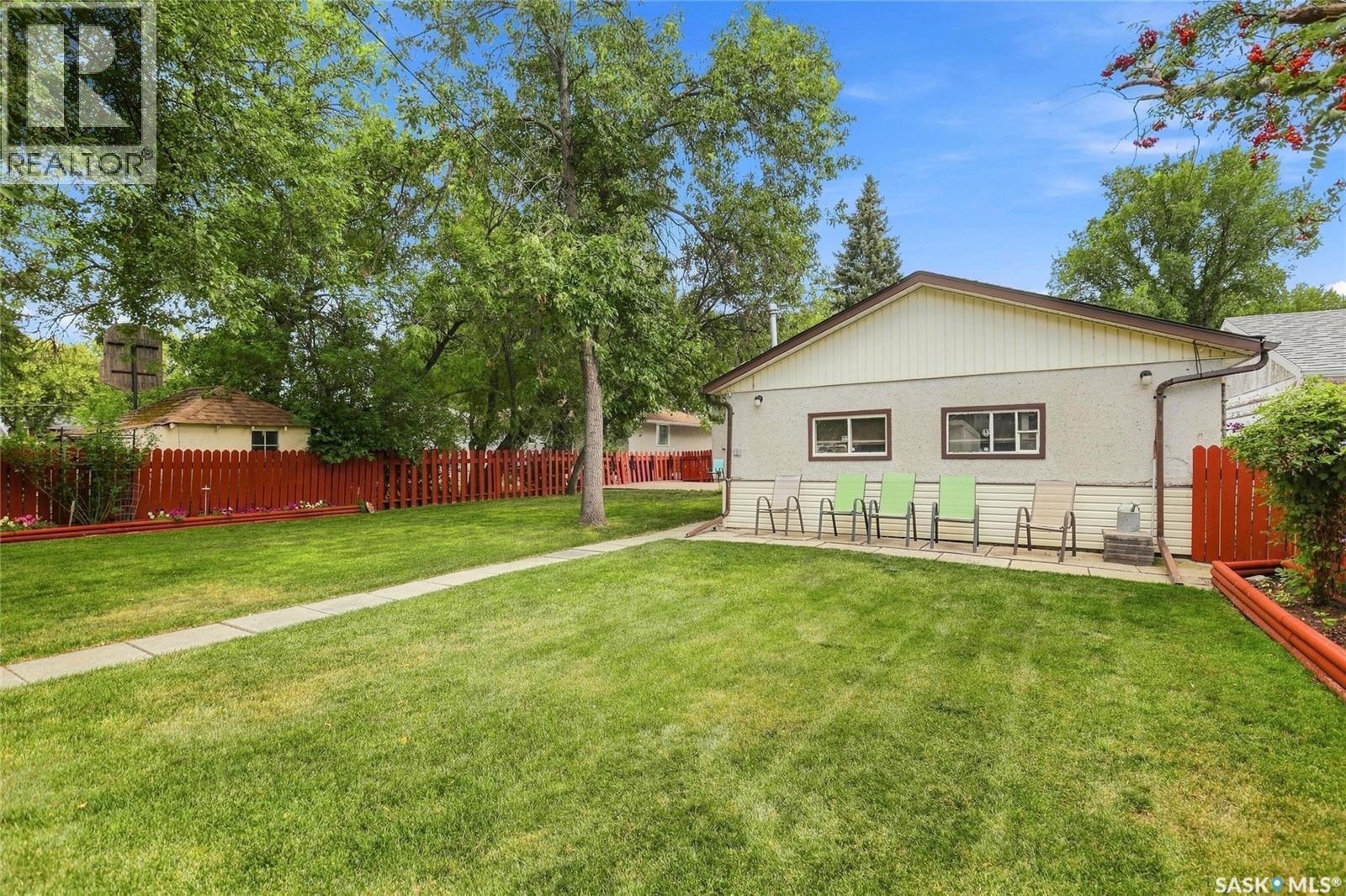 16 Yarnton Crescent, Regina, SK