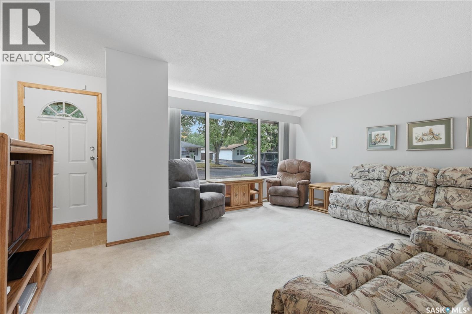 16 Yarnton Crescent, Regina, SK