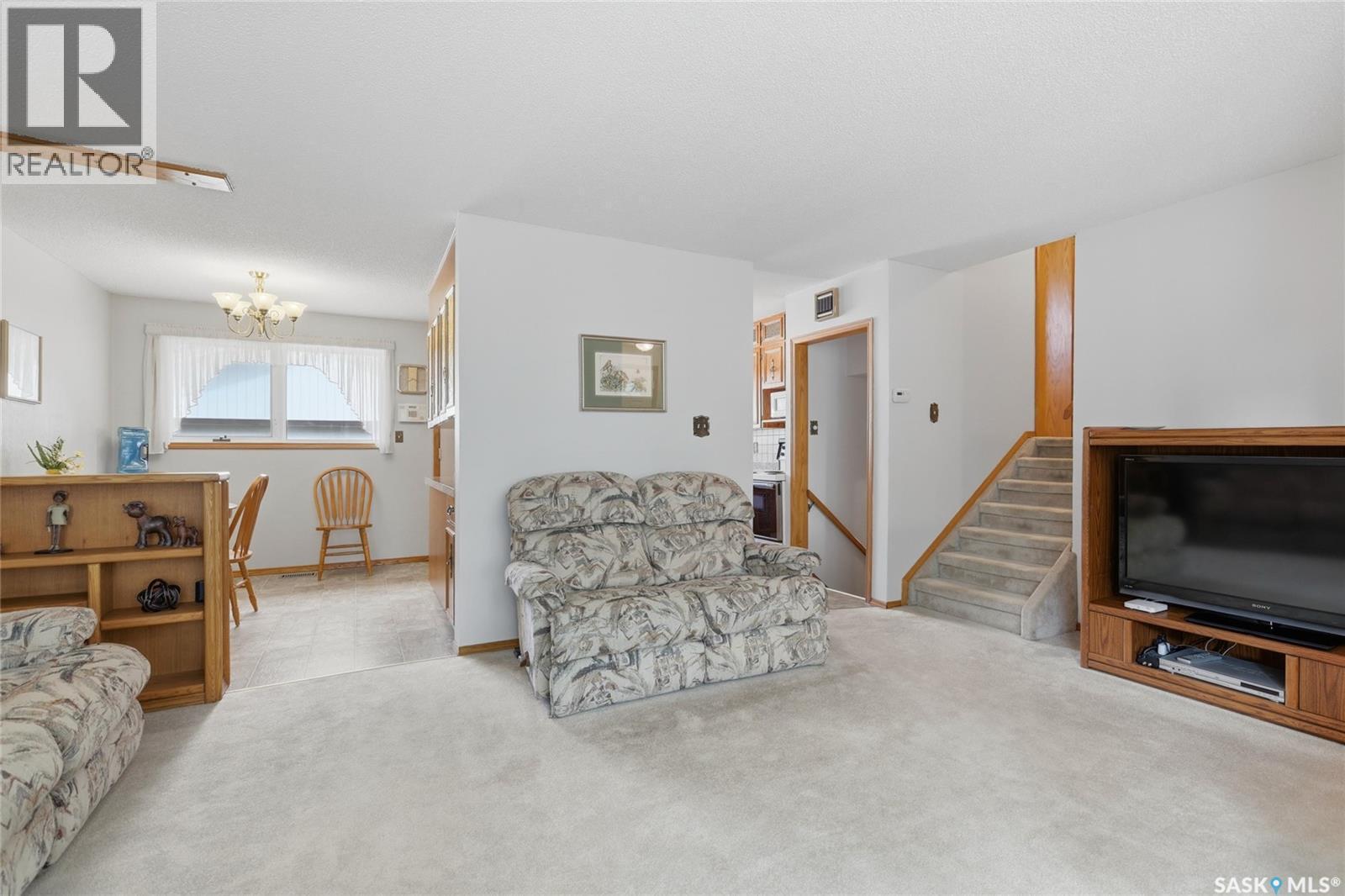 16 Yarnton Crescent, Regina, SK