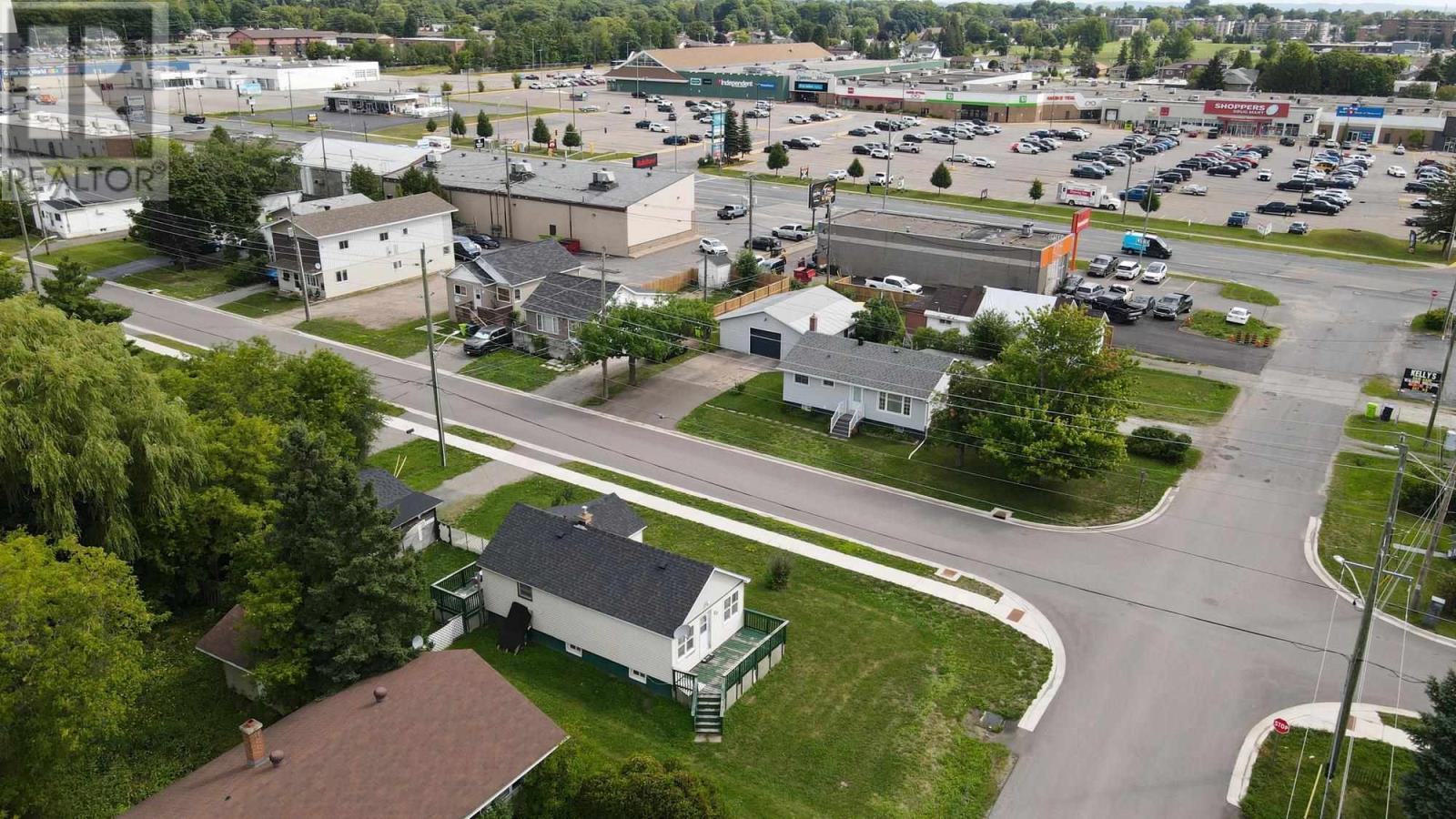 16 Stevens St, Sault Ste. Marie, ON