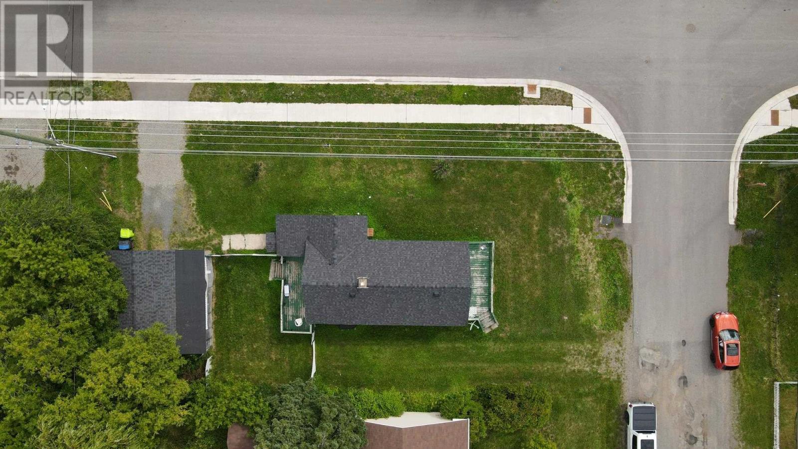 16 Stevens St, Sault Ste. Marie, ON