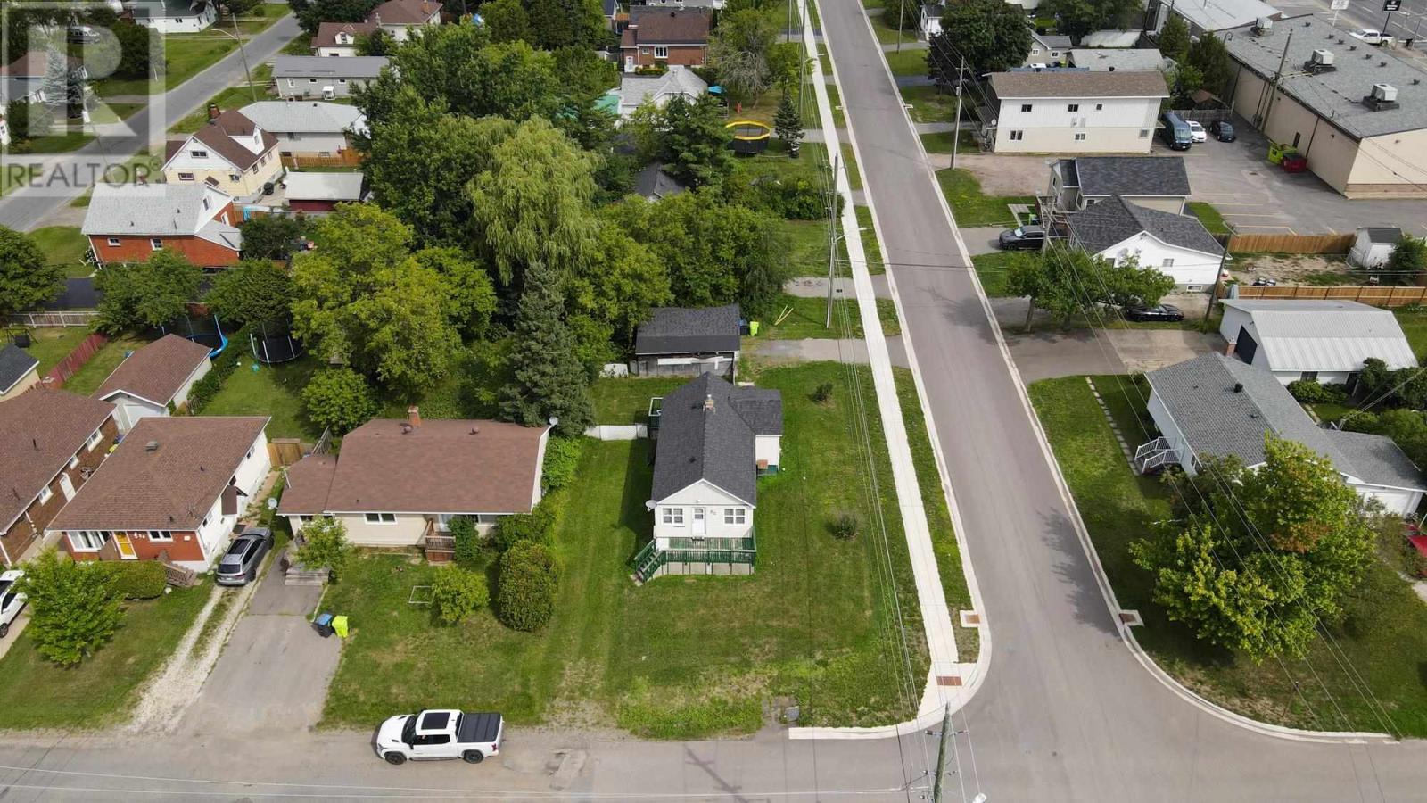 16 Stevens St, Sault Ste. Marie, ON