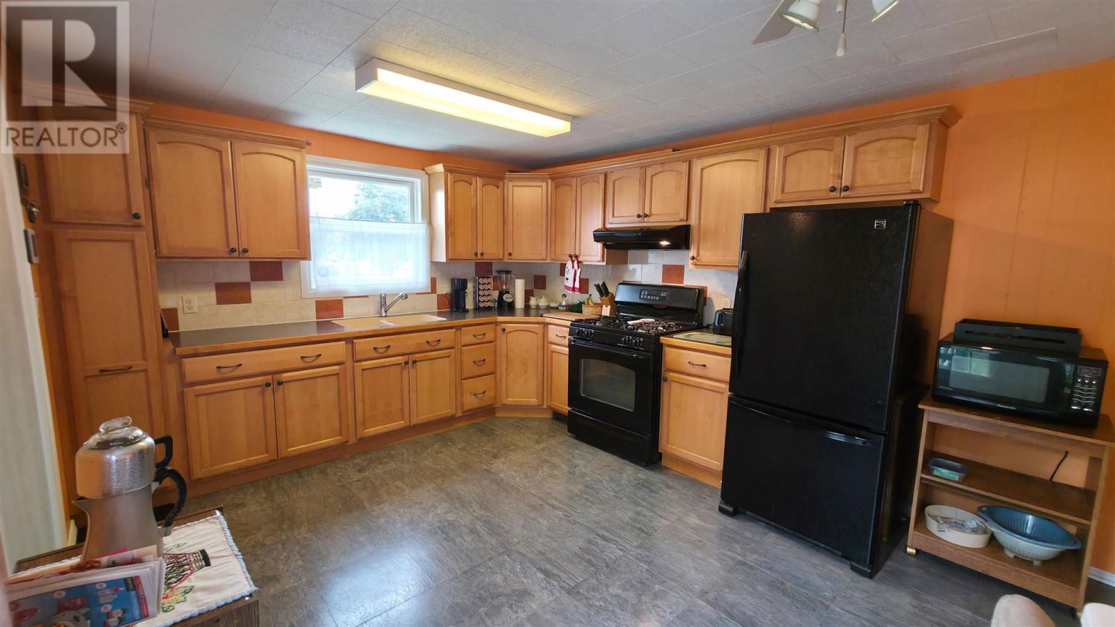 16 Stevens St, Sault Ste. Marie, ON