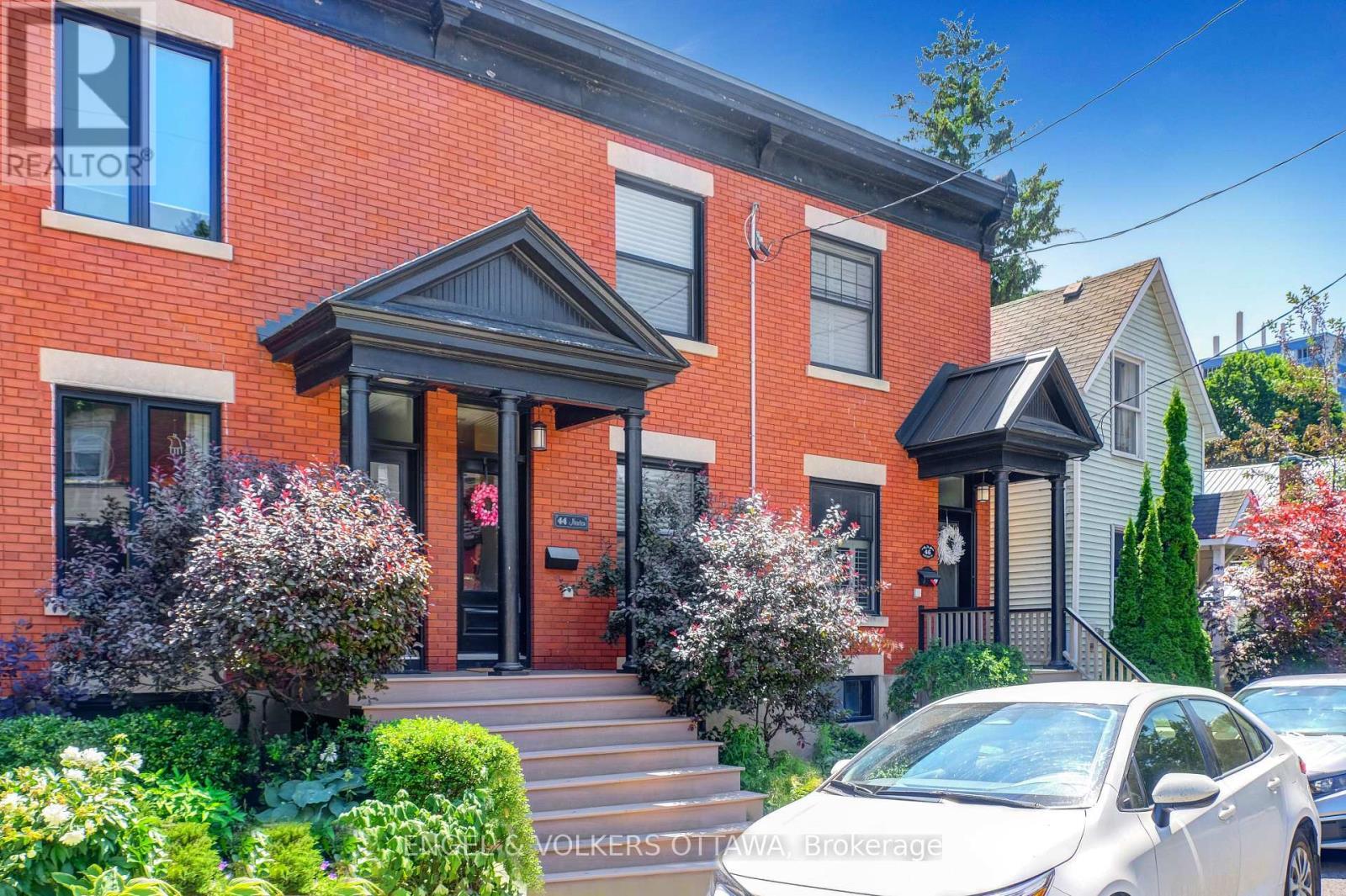 44 Newton Street, Ottawa, ON