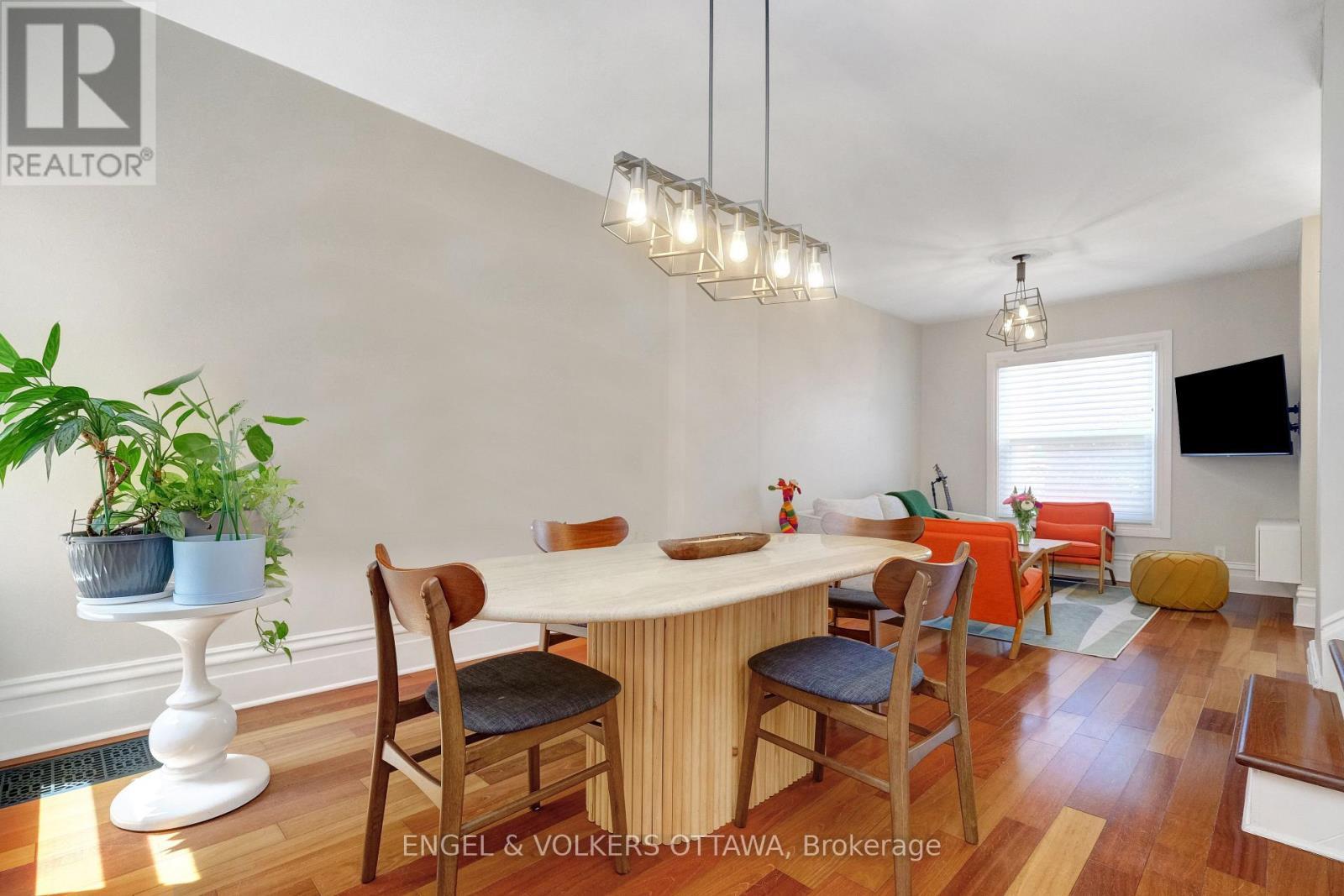 44 Newton Street, Ottawa, ON