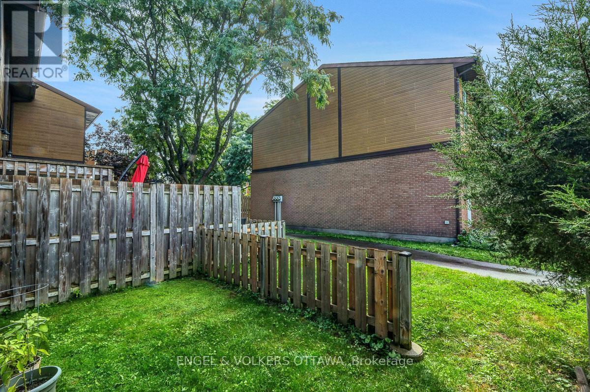 381 Verdon Private, Ottawa, ON