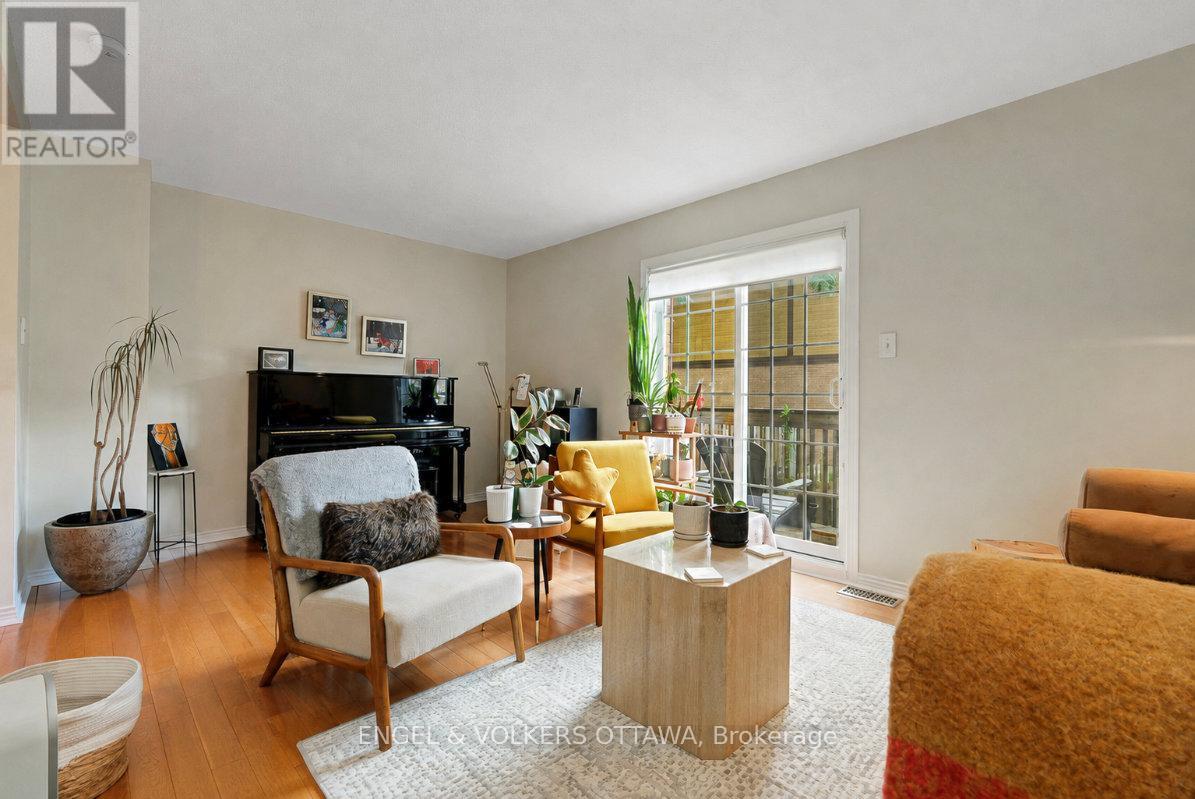 381 Verdon Private, Ottawa, ON
