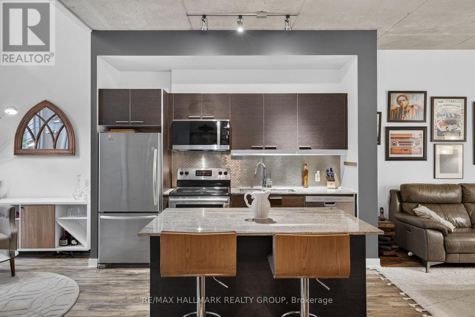353 Mcleod Street, Ottawa, ON
