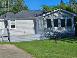27 BLUE HERON DRIVE Georgina, ON L0E 1N0
