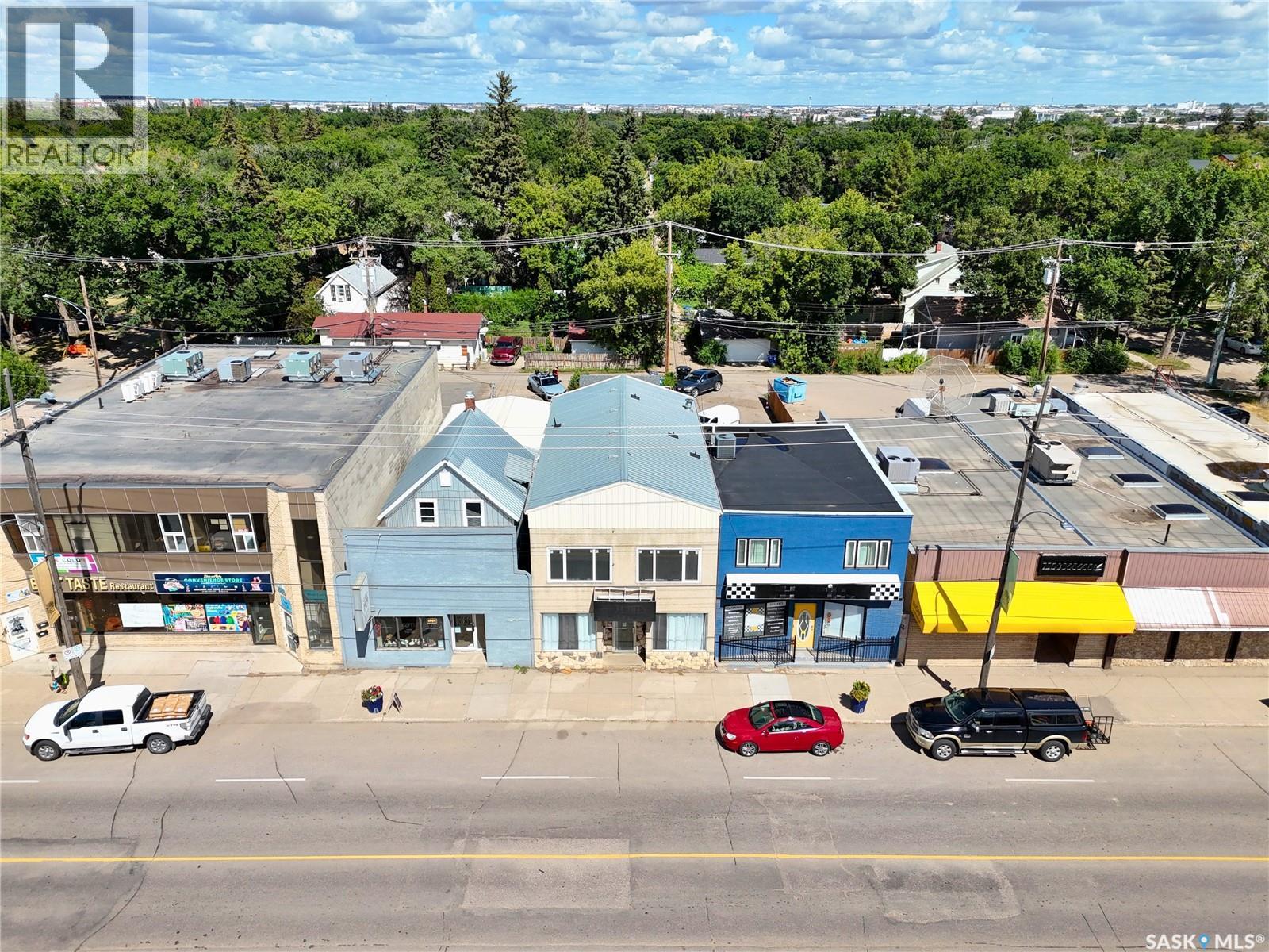 212 33Rd Street W, Saskatoon, SK