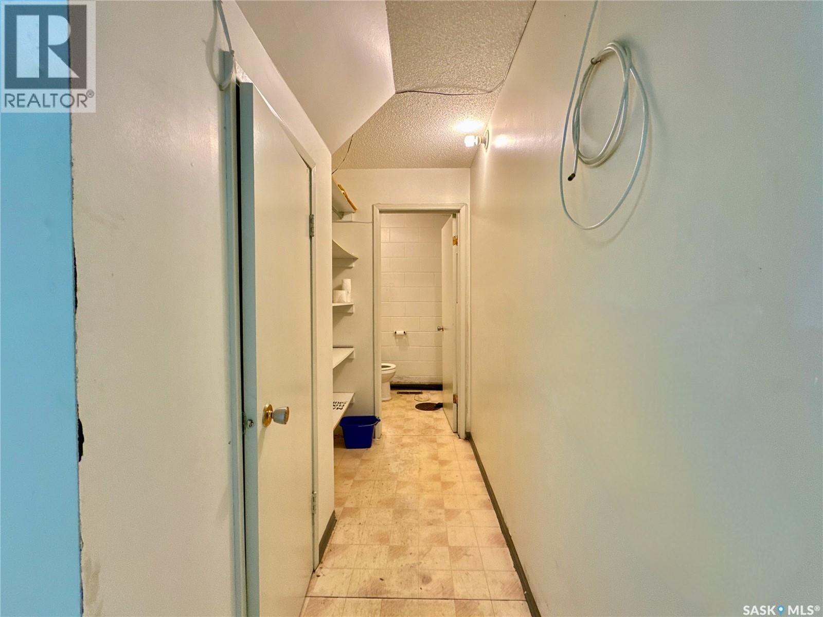 212 33Rd Street W, Saskatoon, SK