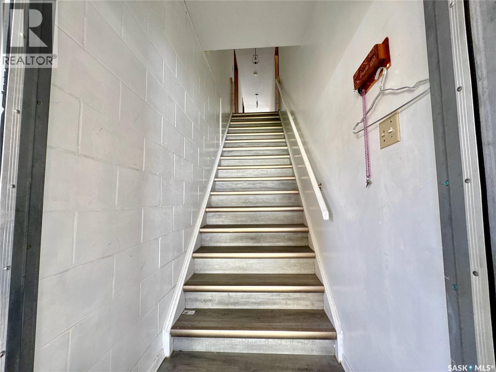 212 33Rd Street W, Saskatoon, SK