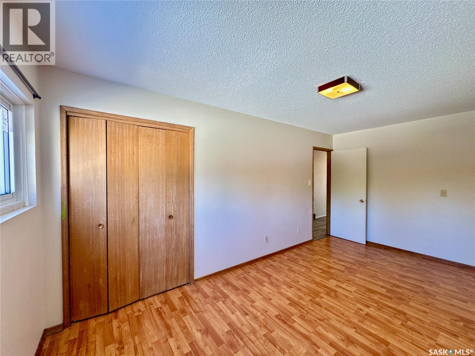 212 33Rd Street W, Saskatoon, SK