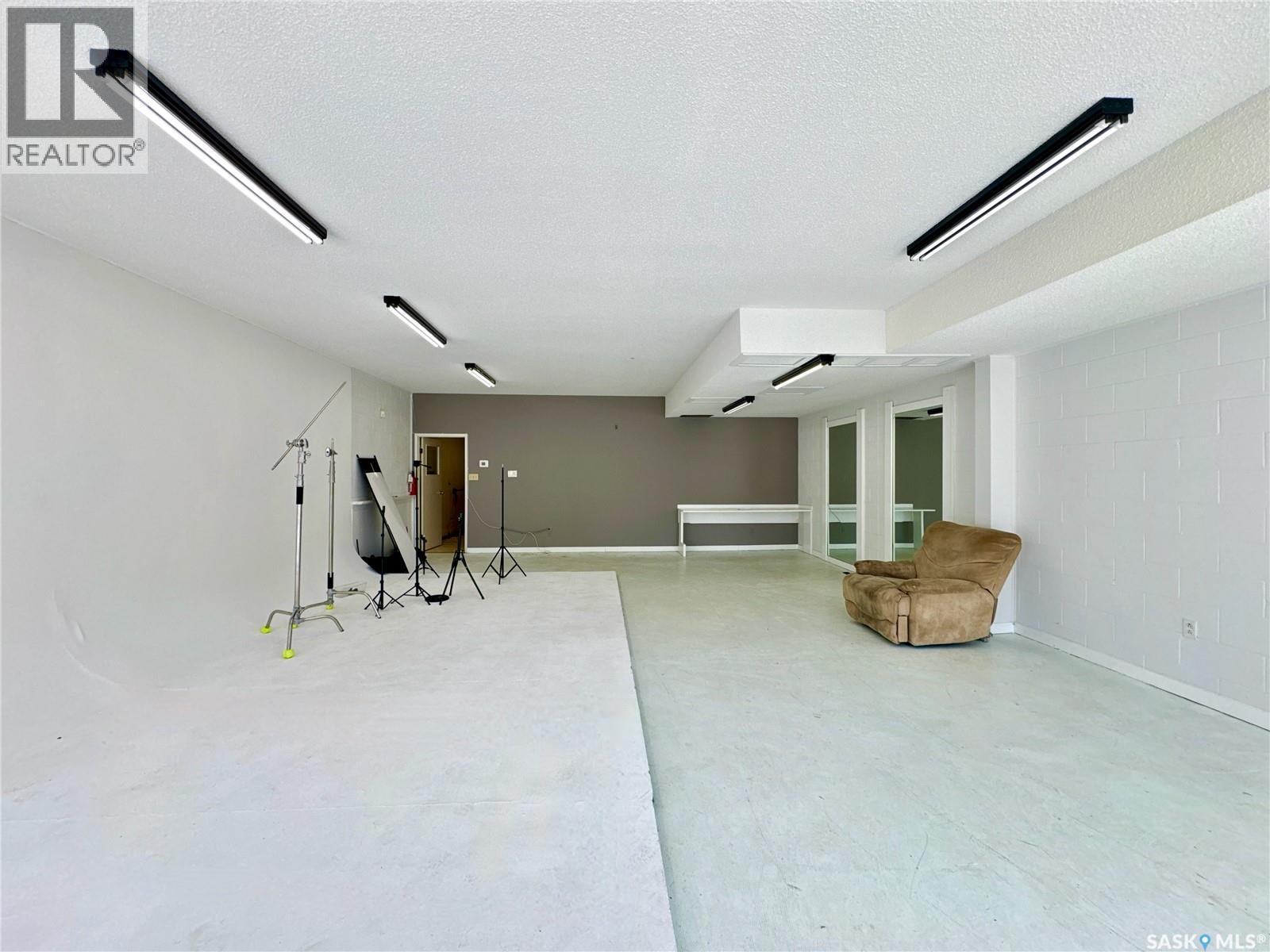 212 33Rd Street W, Saskatoon, SK