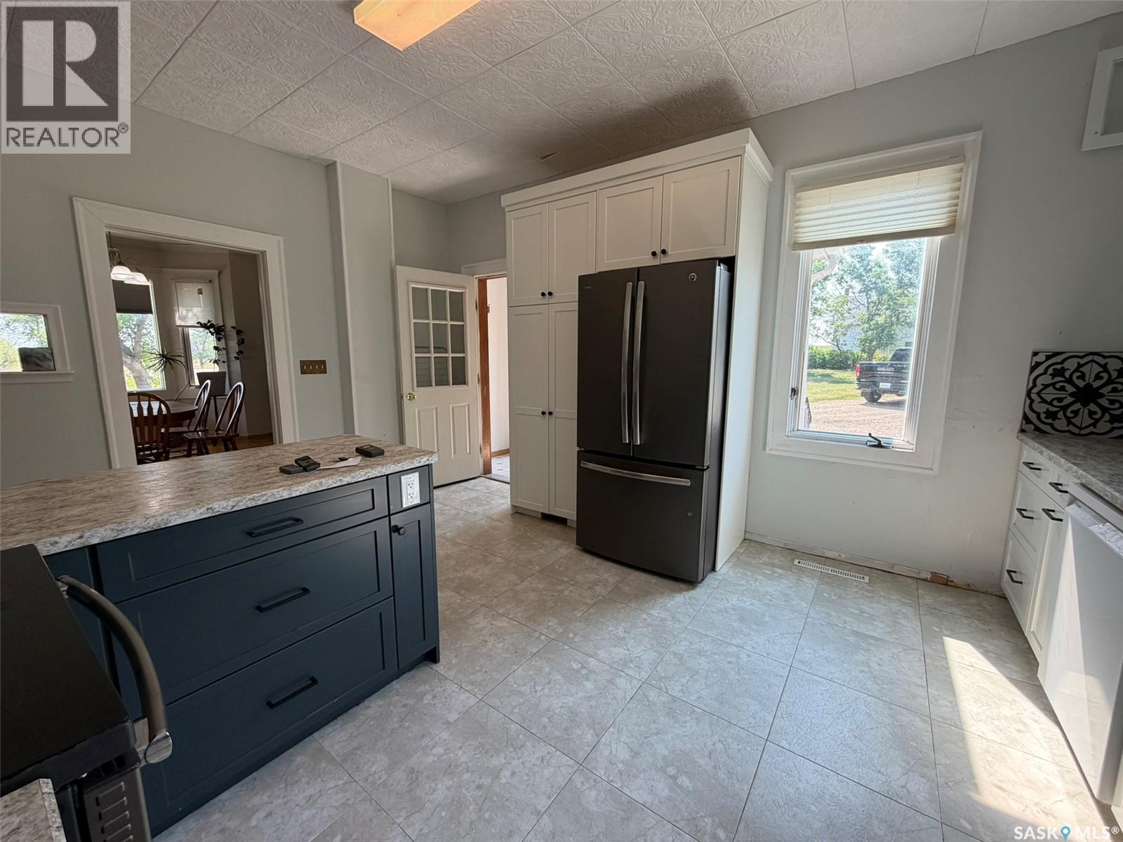229 4Th Avenue E, Lafleche, SK