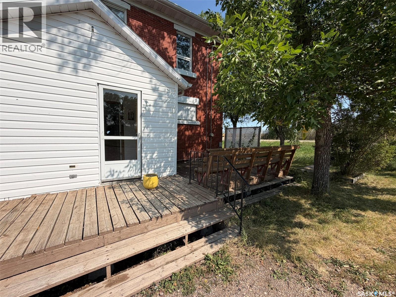 229 4Th Avenue E, Lafleche, SK