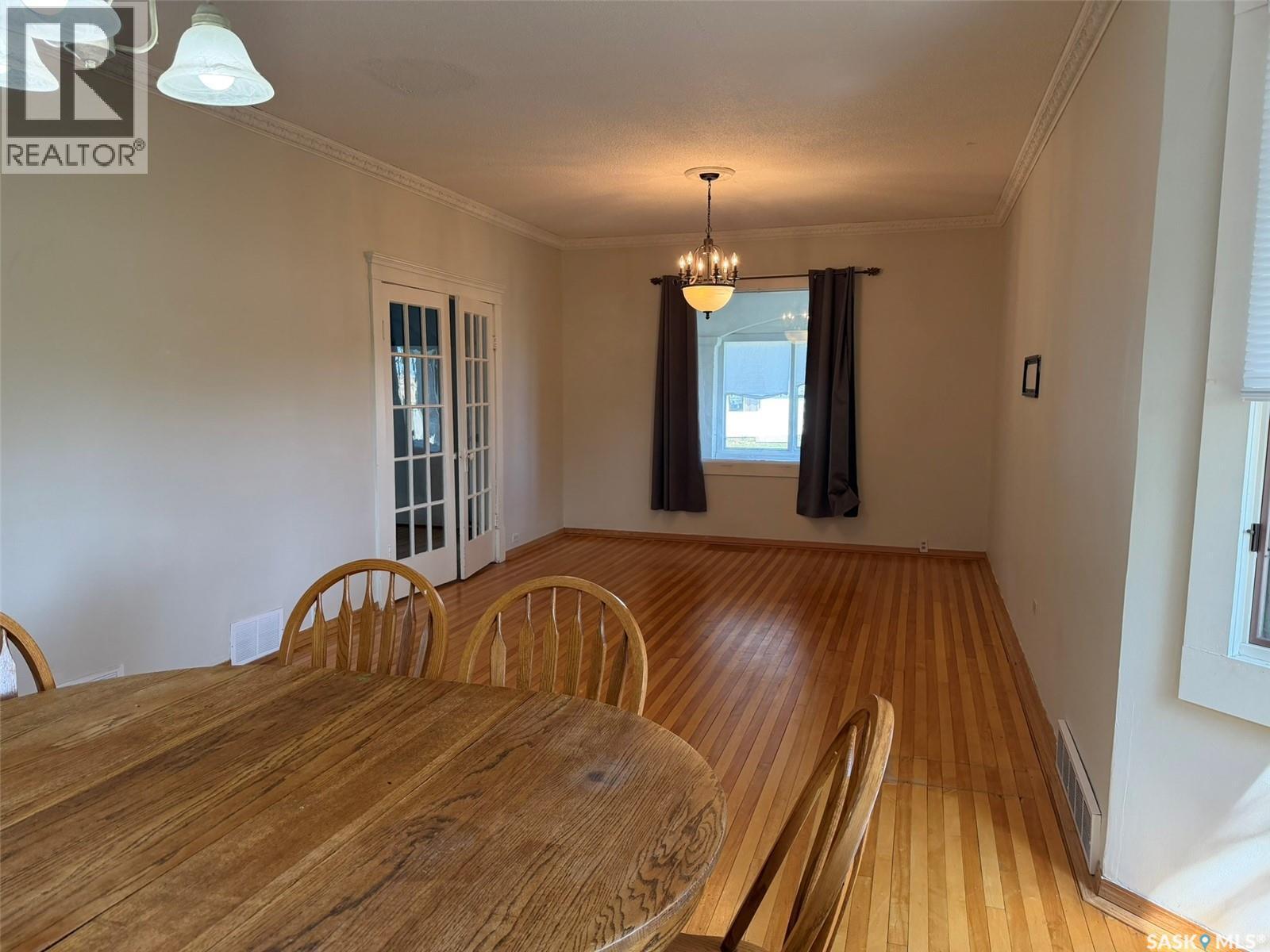 229 4Th Avenue E, Lafleche, SK