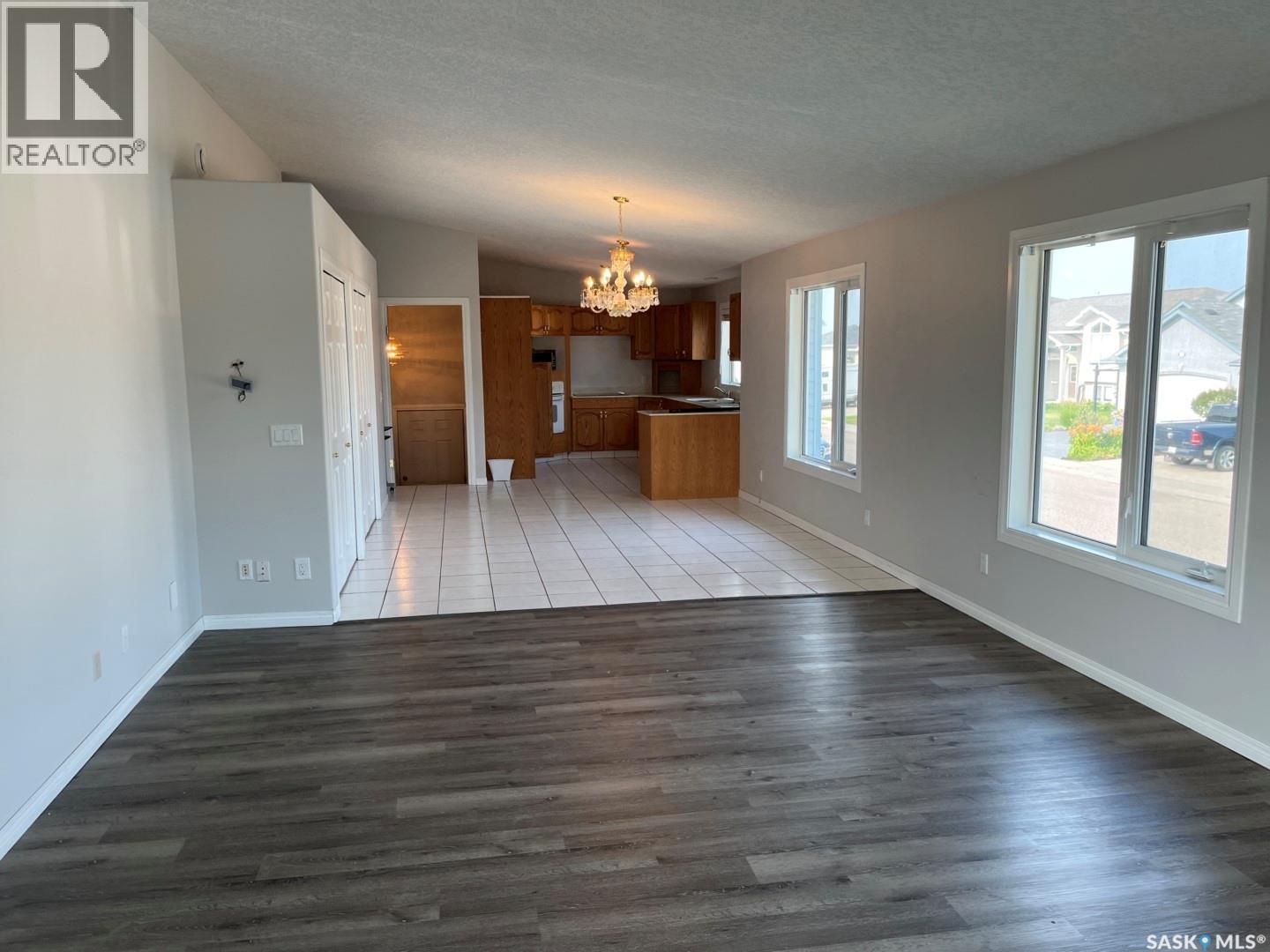 851 Carr Terrace, Saskatoon, SK