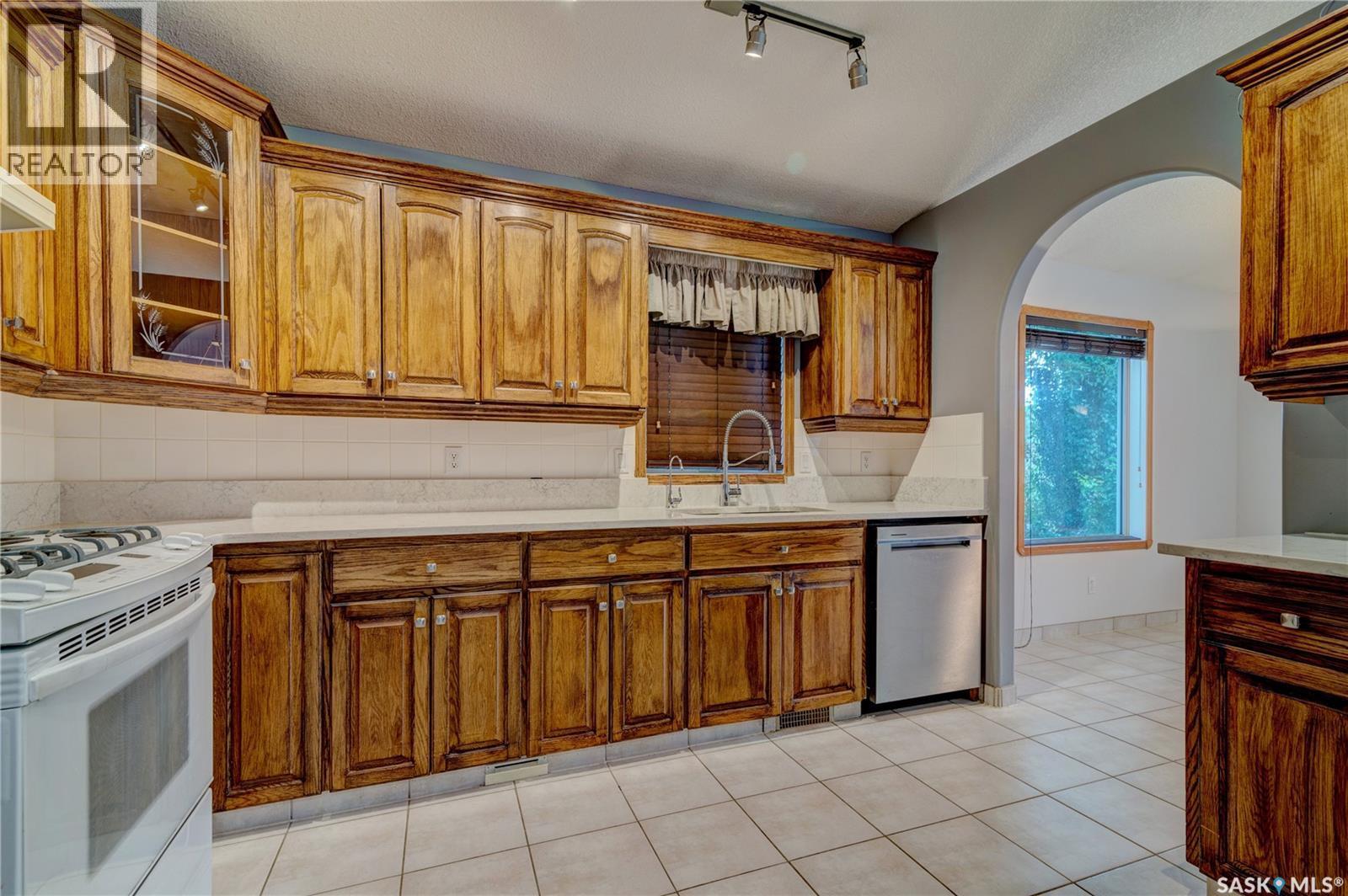 25 Elm Bay, Lumsden, SK