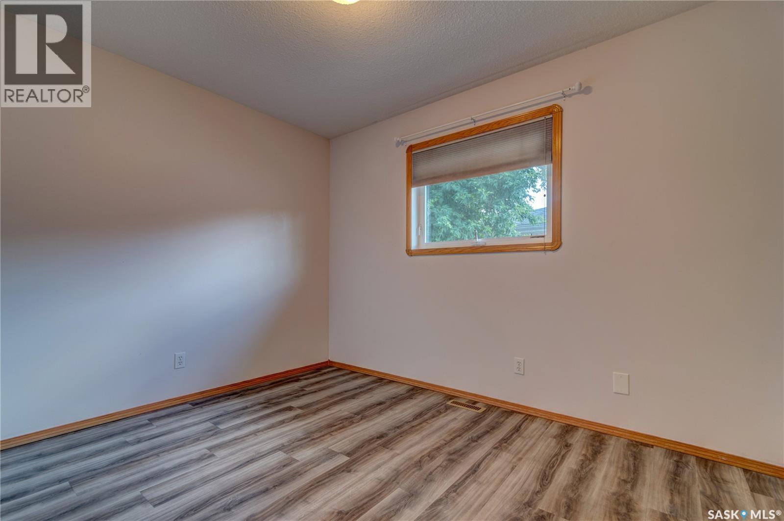 25 Elm Bay, Lumsden, SK