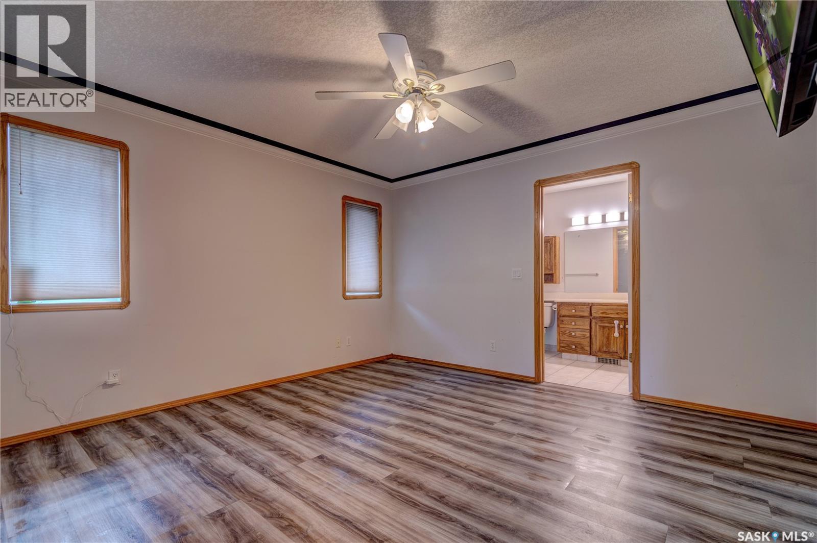 25 Elm Bay, Lumsden, SK