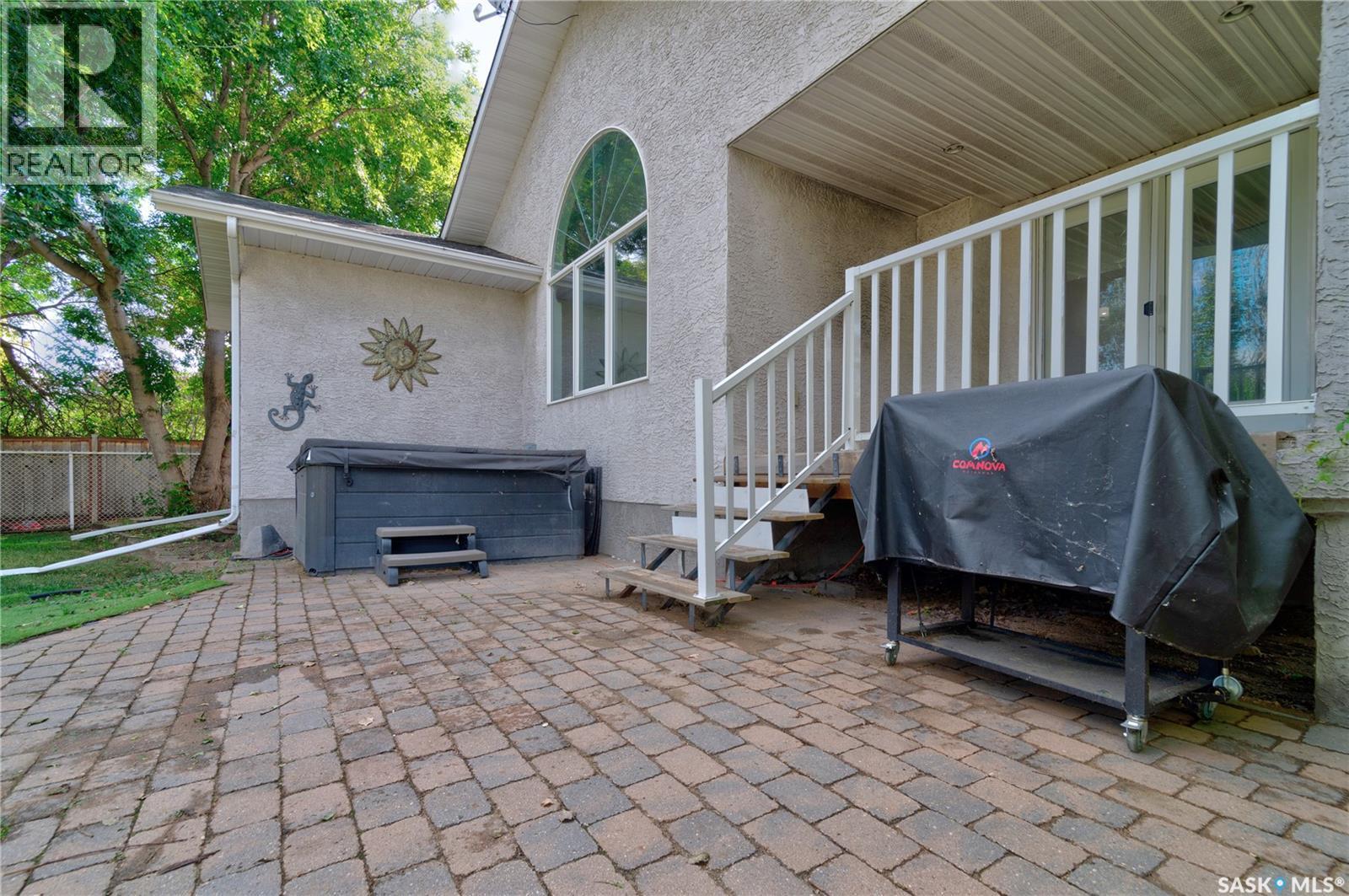 25 Elm Bay, Lumsden, SK