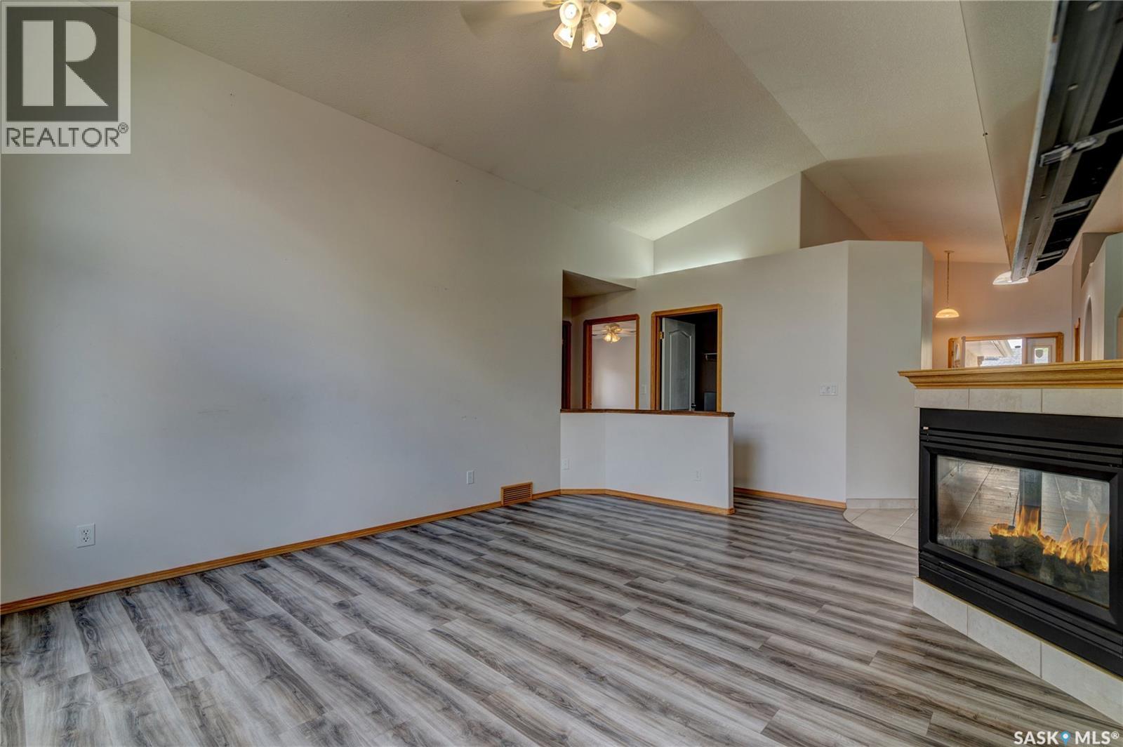 25 Elm Bay, Lumsden, SK