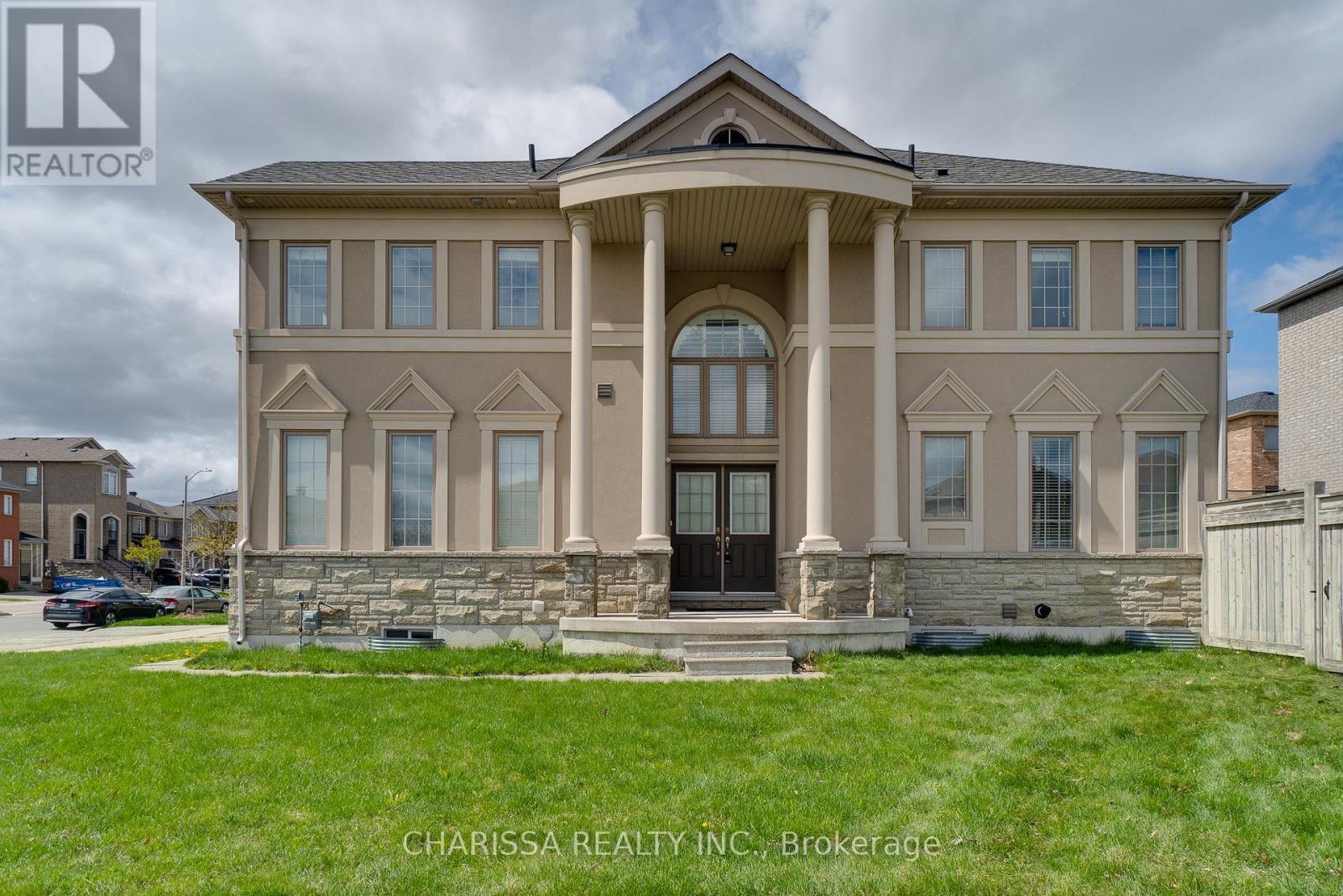 2 Hawstone Road, Vaughan, ON
