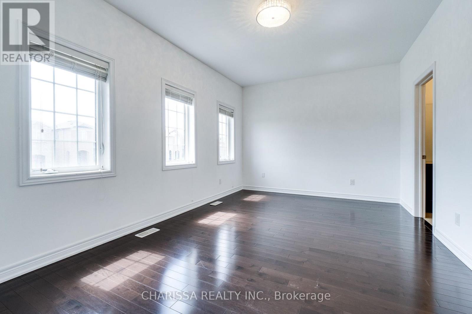 2 Hawstone Road, Vaughan, ON
