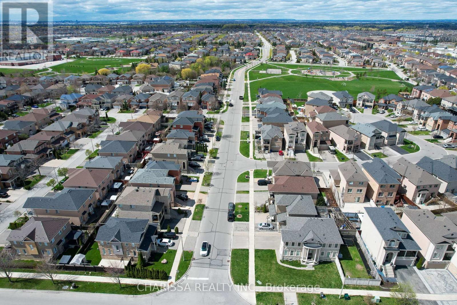 2 Hawstone Road, Vaughan, ON