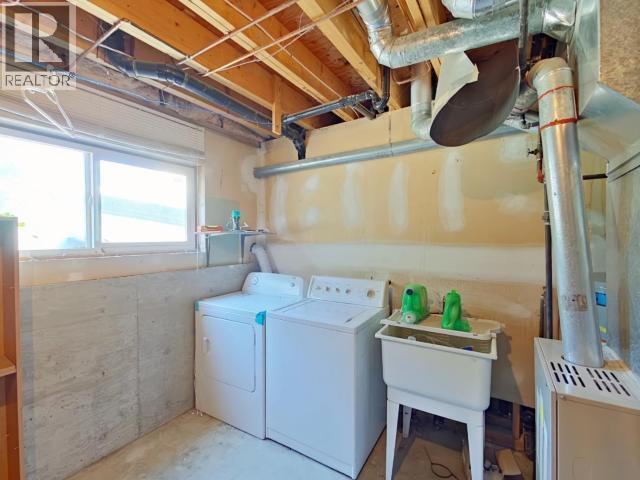 4865 Harvie Ave, Powell River, BC