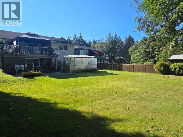 4865 Harvie Ave, Powell River, BC
