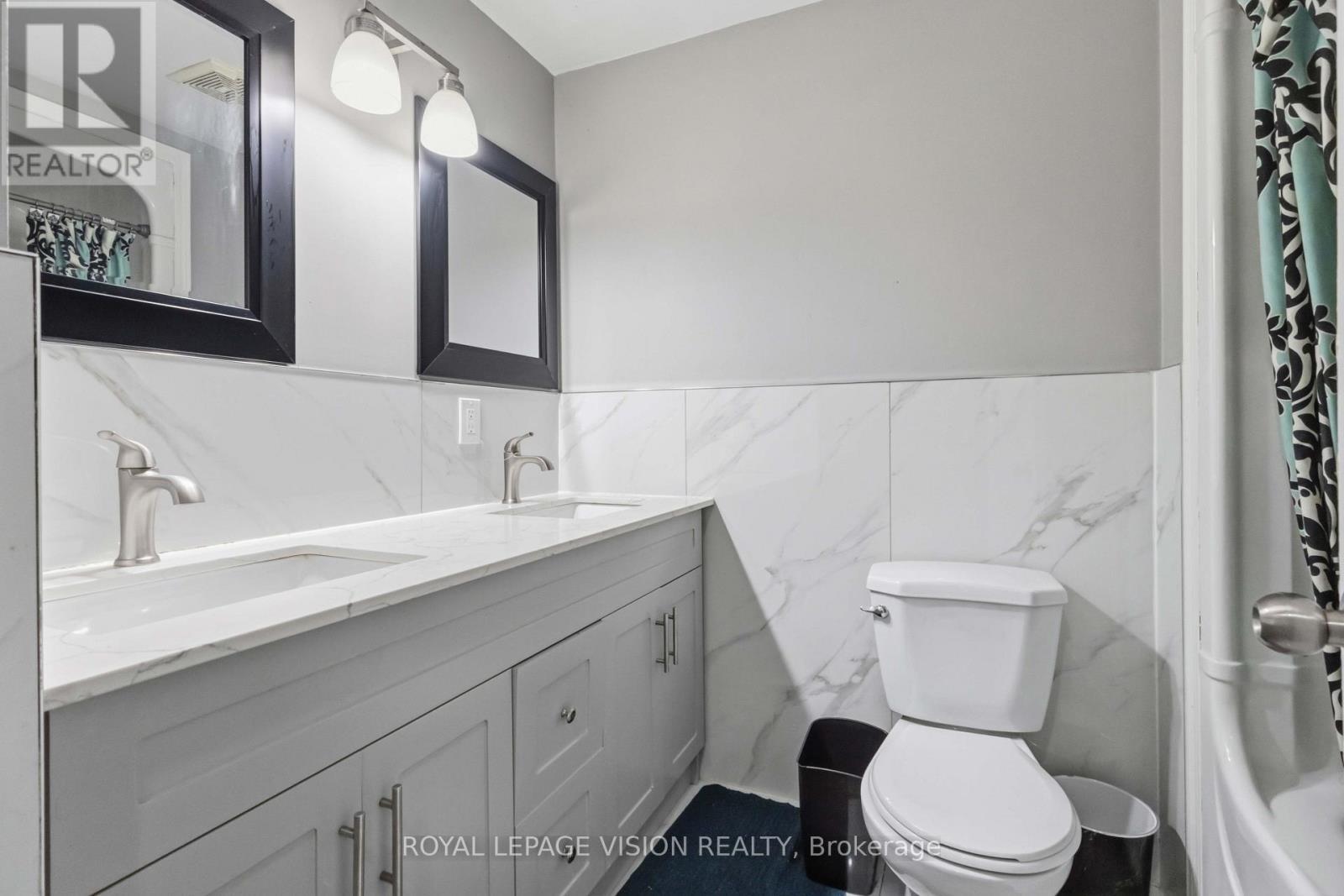 1815 Dalhousie Crescent, Oshawa, ON