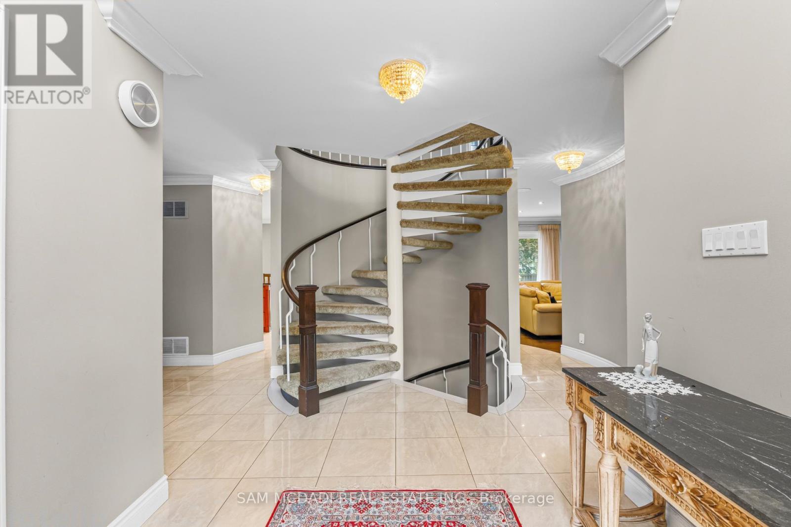 2145 Oneida Crescent, Mississauga, ON