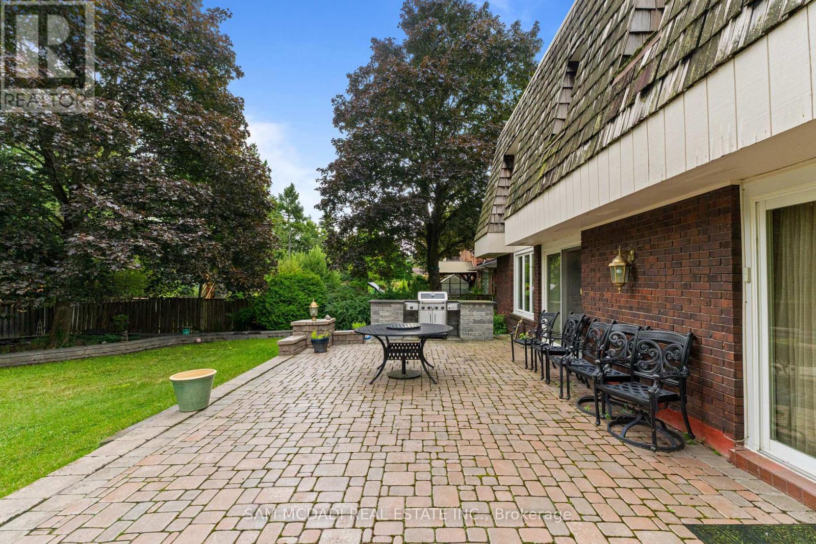 2145 Oneida Crescent, Mississauga, ON