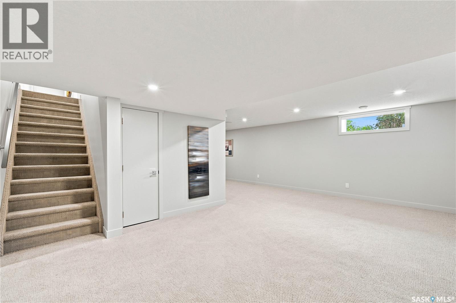 323 Mallin Crescent, Saskatoon, SK