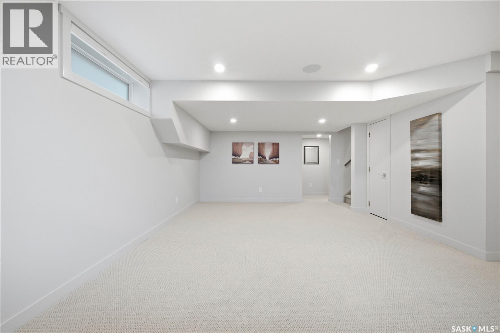 323 Mallin Crescent, Saskatoon, SK