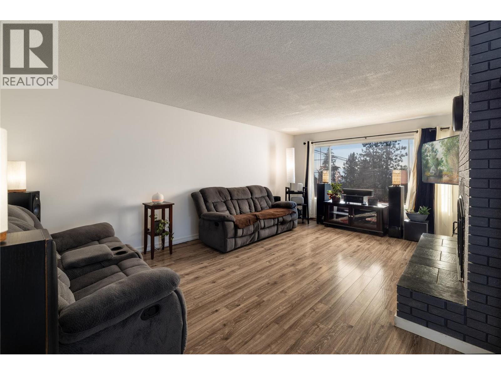 1035 Toovey Road, Kelowna, BC