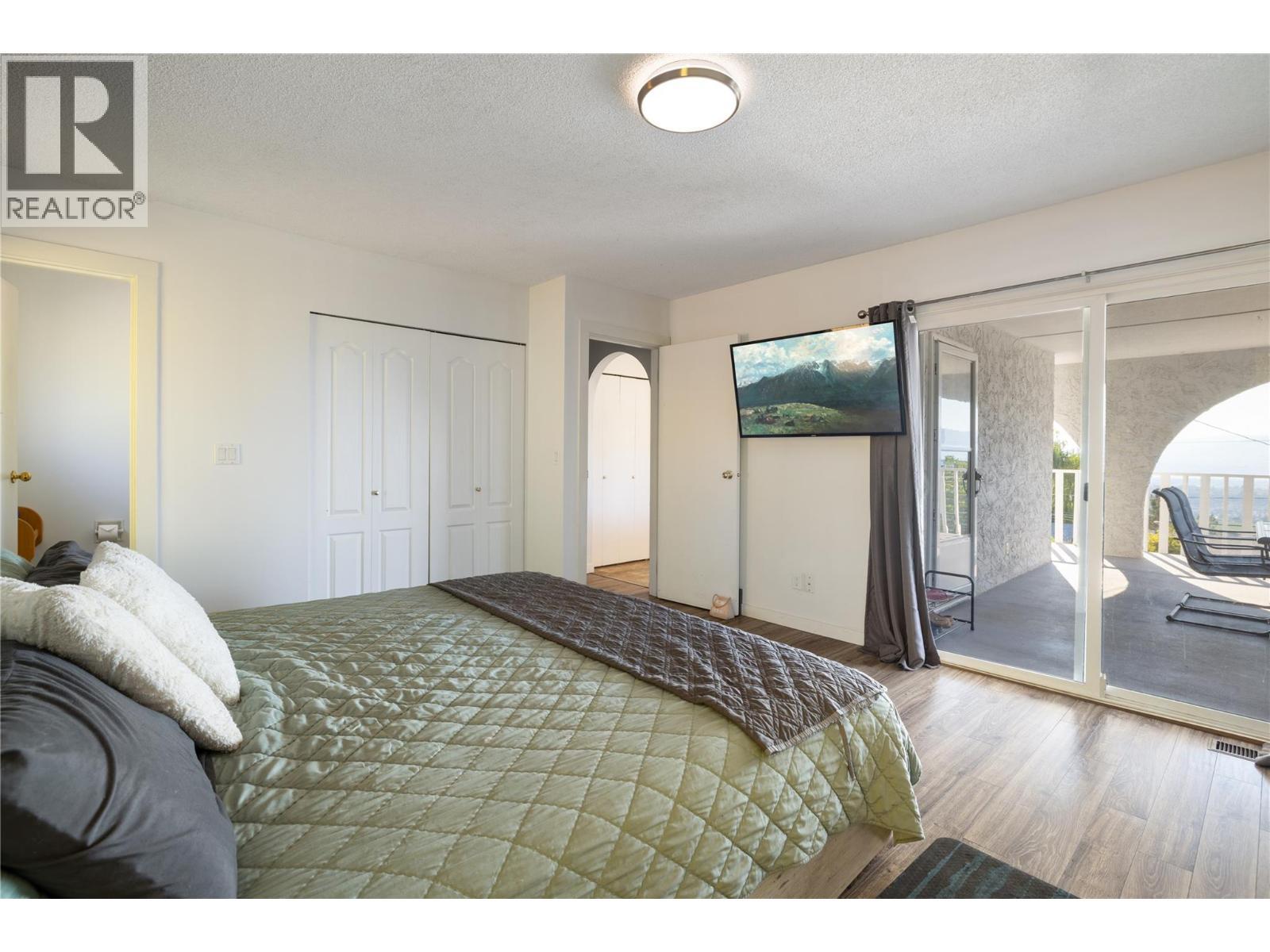 1035 Toovey Road, Kelowna, BC