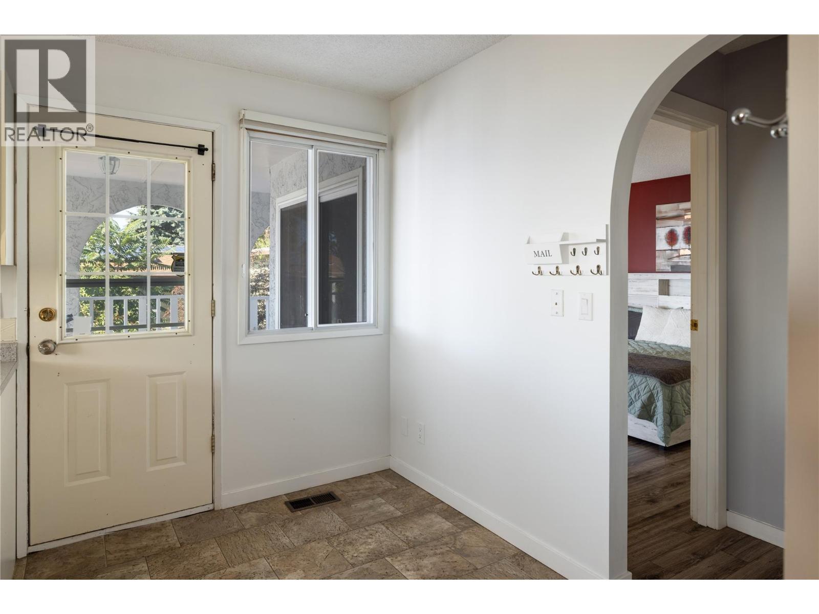 1035 Toovey Road, Kelowna, BC