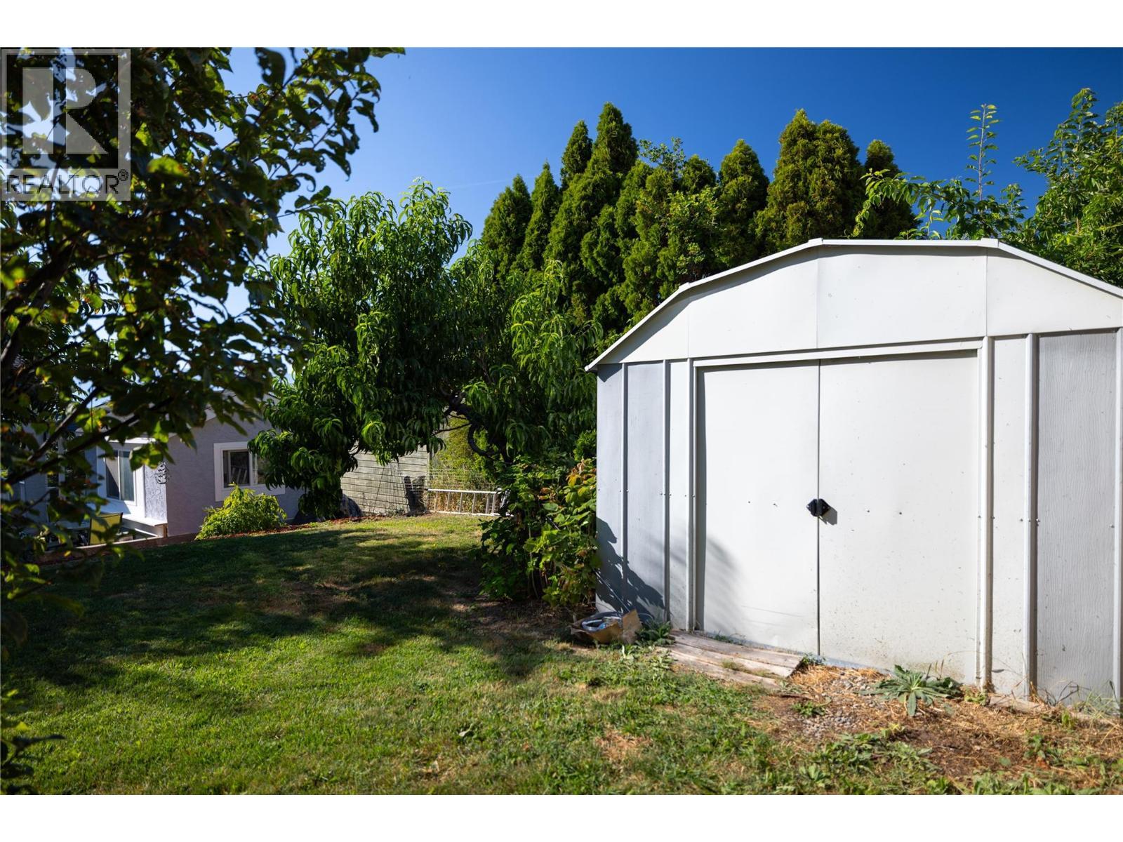 1035 Toovey Road, Kelowna, BC