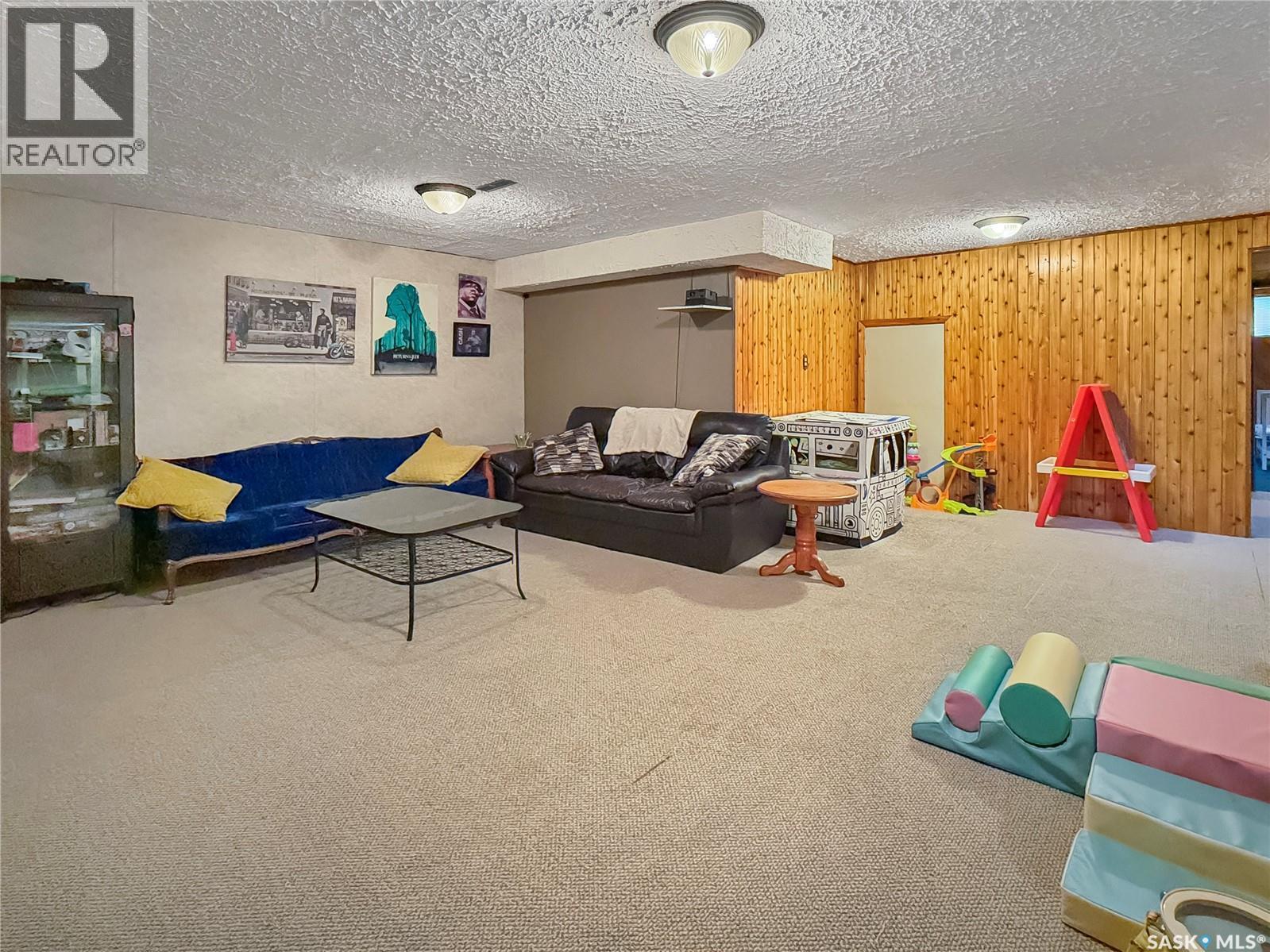 1801 Centennial Crescent, North Battleford, SK