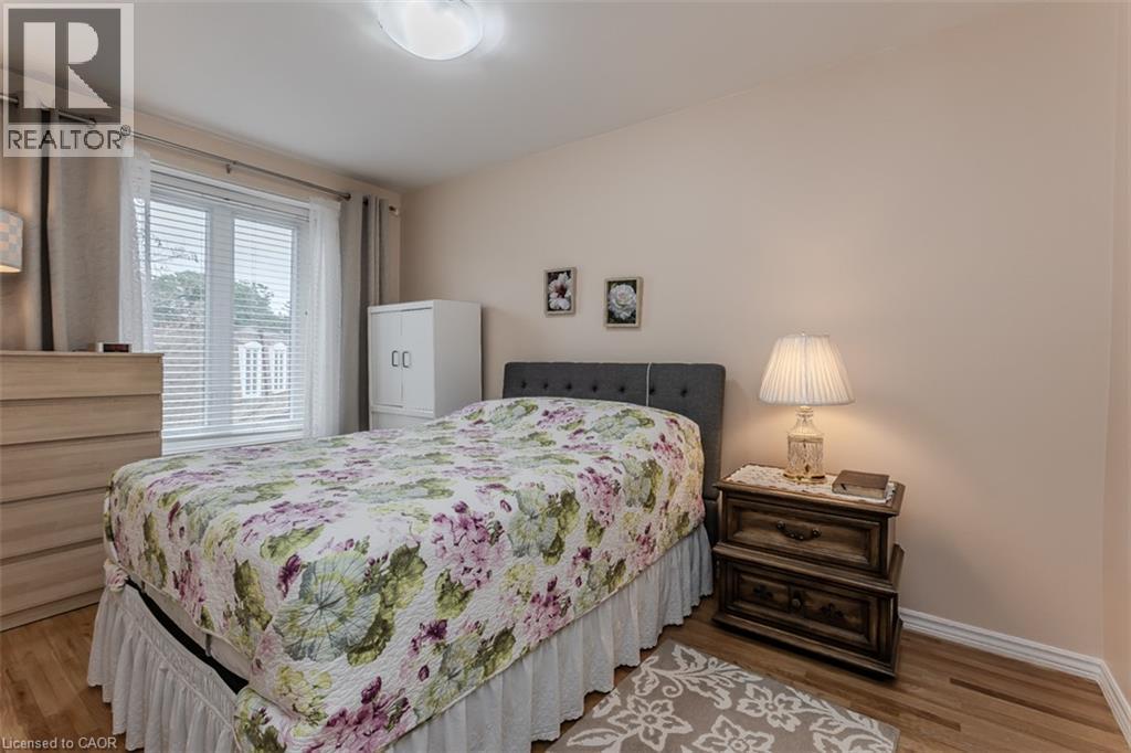 1526 Westminster Place, Burlington, ON