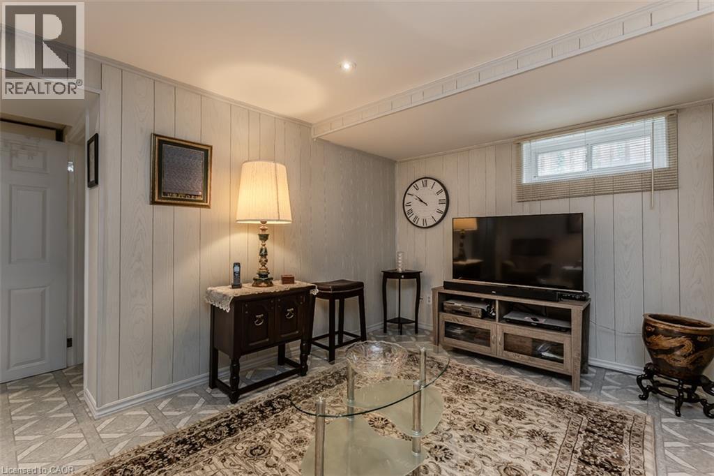 1526 Westminster Place, Burlington, ON