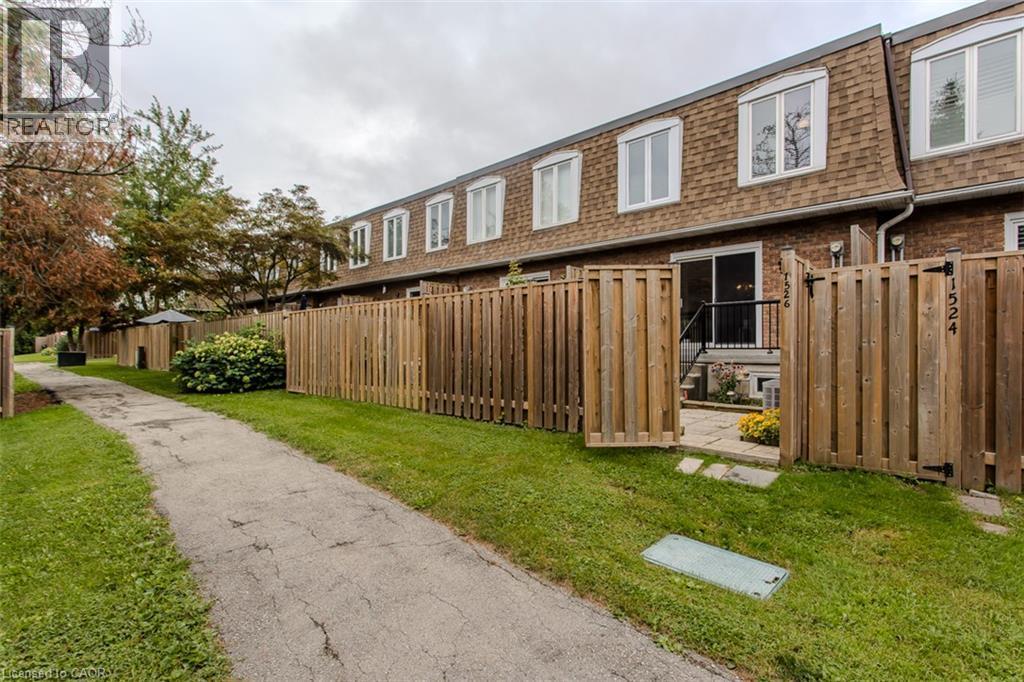 1526 Westminster Place, Burlington, ON
